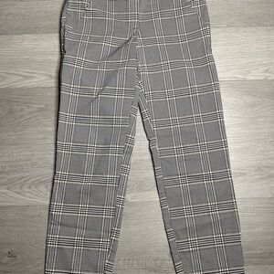 Soho Apparel Limited Women's Small Polyester Black And White‎ Dress Pants